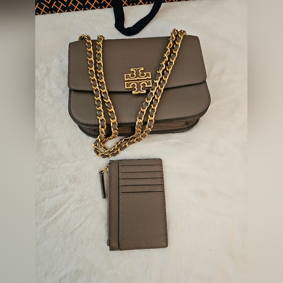 BRAND NEW! TORY BURCH BRITTEN ADJUSTABLE SHOULDER/CROSSBODY BAG & CARD CASE BUND - Picture 10 of 16